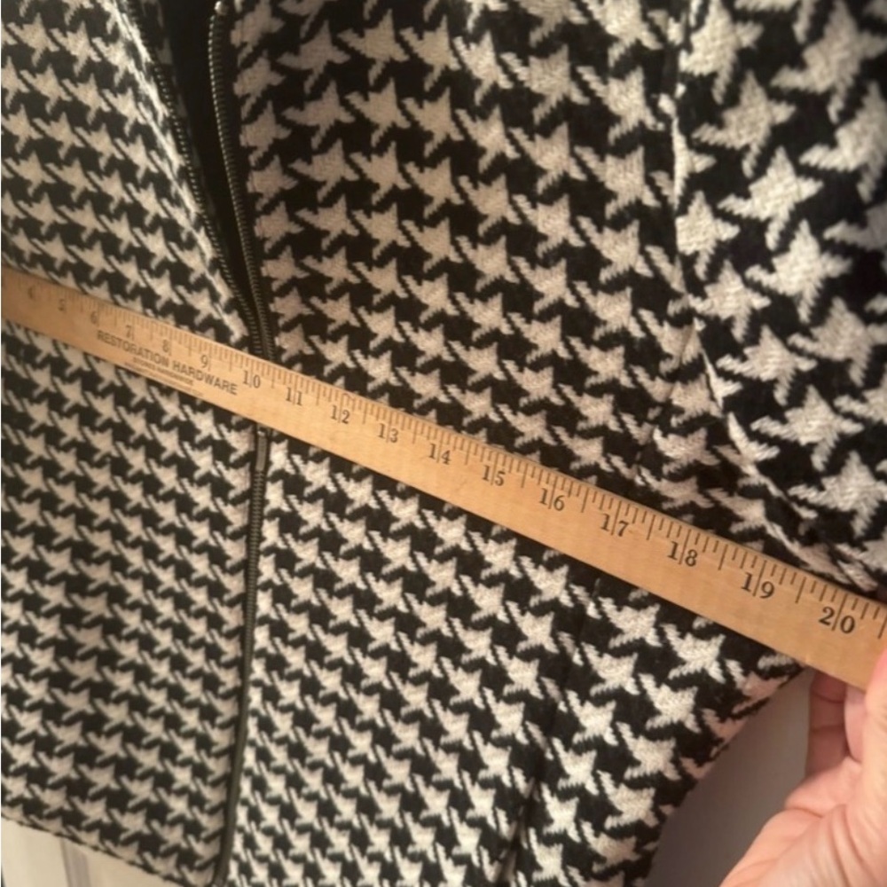 Talbots Wool Blend Black & White Houndstooth Blazer Zip Front lined - Picture 4 of 8